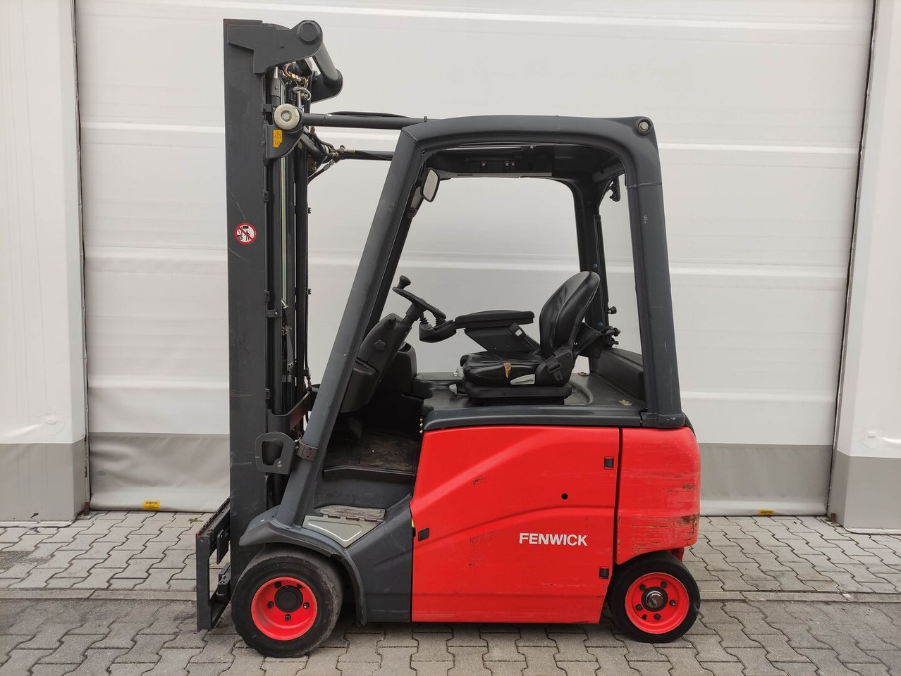 Linde E20PH-01-386 - Elektrický vysokozdvižný vozík: obrázek 1 Linde E20PH-01-386 - Elektrický vysokozdvižný vozík: obrázek 1
