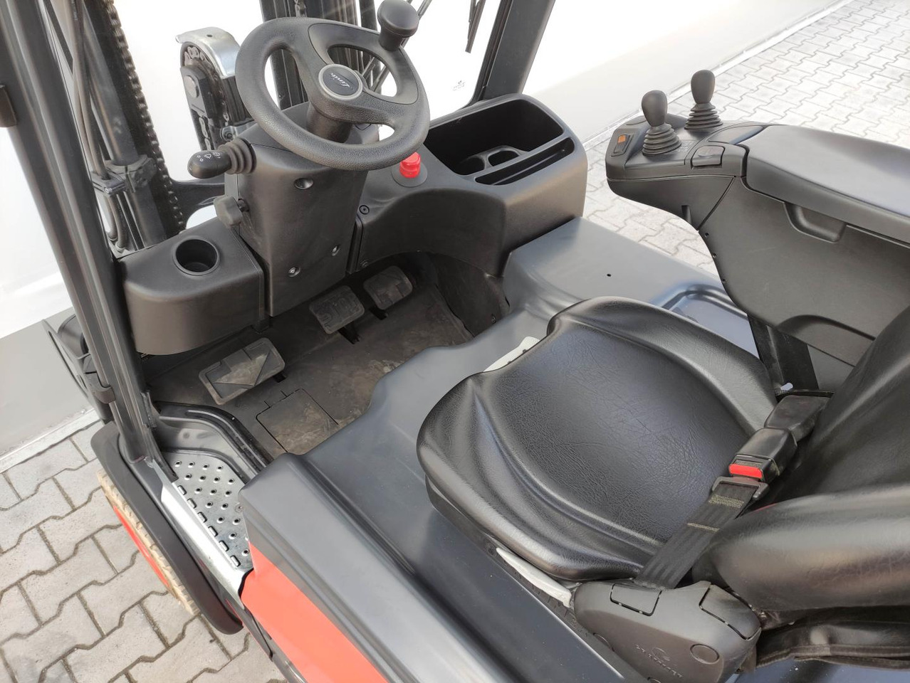 Linde E20PH-02-EVO-386 - Elektrický vysokozdvižný vozík: obrázek 5 Linde E20PH-02-EVO-386 - Elektrický vysokozdvižný vozík: obrázek 5