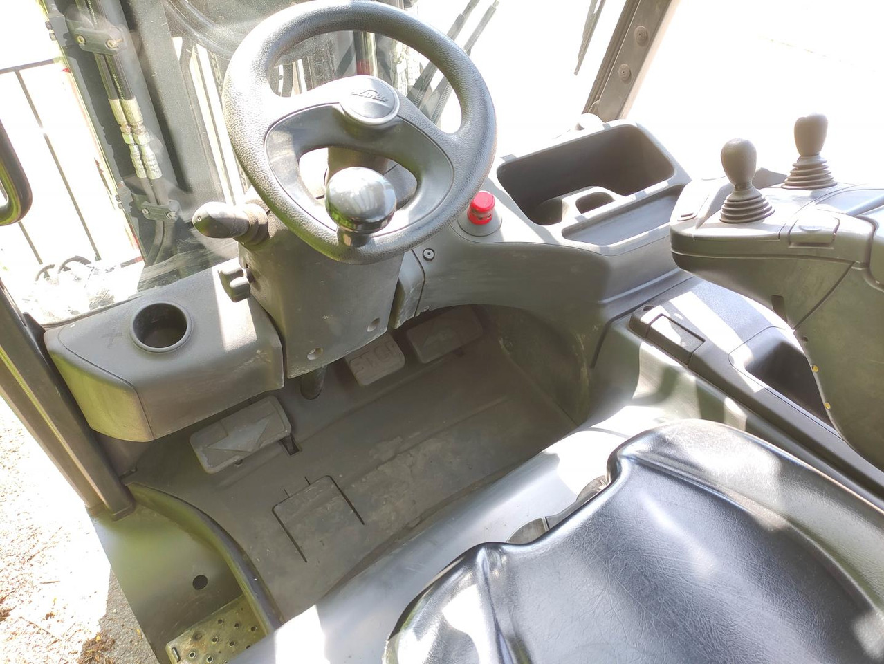 Linde E30-01-387 - Elektrický vysokozdvižný vozík: obrázek 5 Linde E30-01-387 - Elektrický vysokozdvižný vozík: obrázek 5