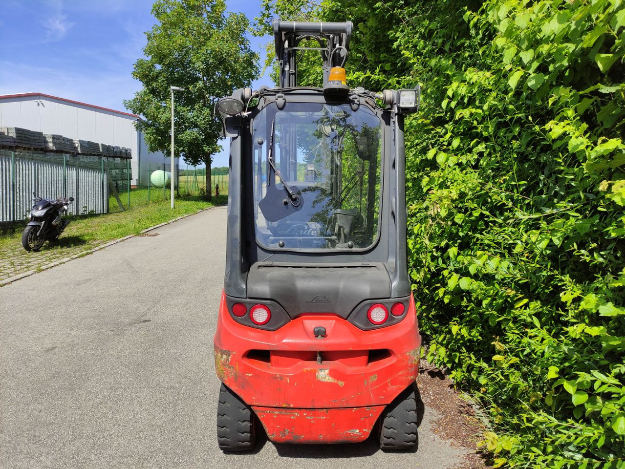 Linde E30-01-387 - Elektrický vysokozdvižný vozík: obrázek 4 Linde E30-01-387 - Elektrický vysokozdvižný vozík: obrázek 4
