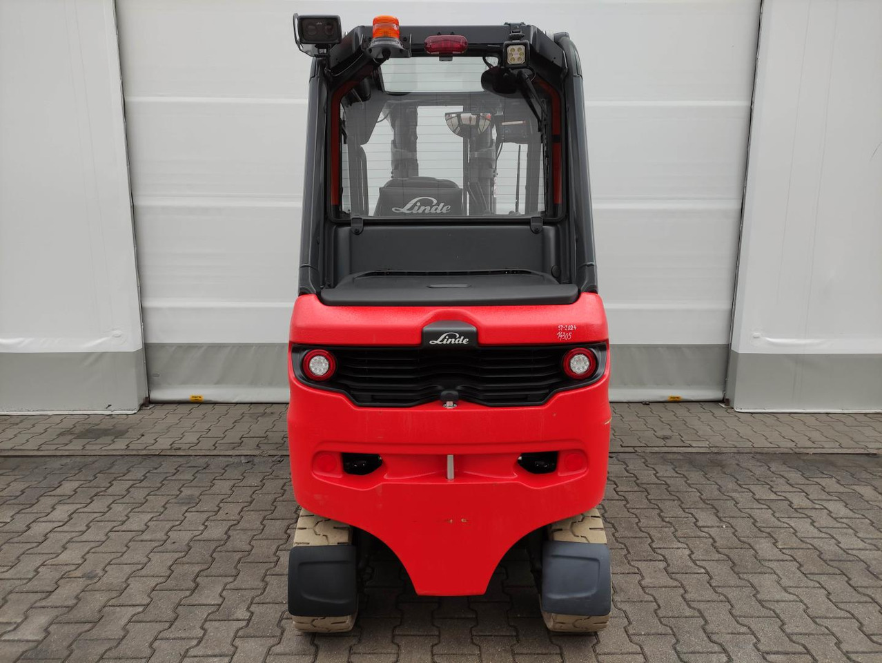 Linde E35HL-1252 - Elektrický vysokozdvižný vozík: obrázek 4 Linde E35HL-1252 - Elektrický vysokozdvižný vozík: obrázek 4