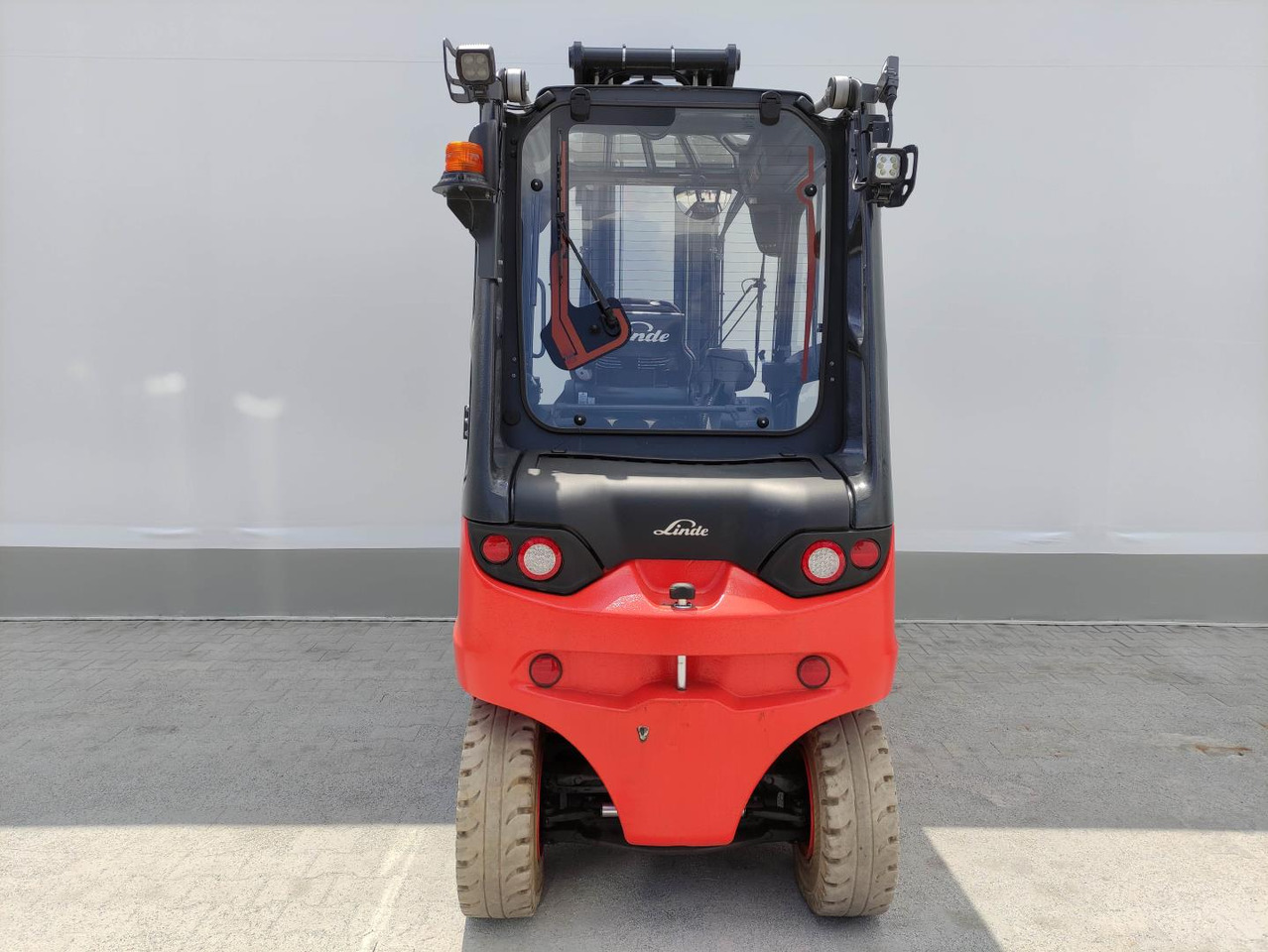 Linde E50HL-388 - Elektrický vysokozdvižný vozík: obrázek 4 Linde E50HL-388 - Elektrický vysokozdvižný vozík: obrázek 4