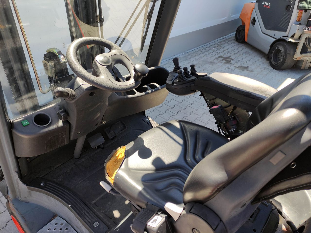 Linde H16T-01-391 (SE NEU) - Vysokozdvižný vozík: obrázek 5 Linde H16T-01-391 (SE NEU) - Vysokozdvižný vozík: obrázek 5