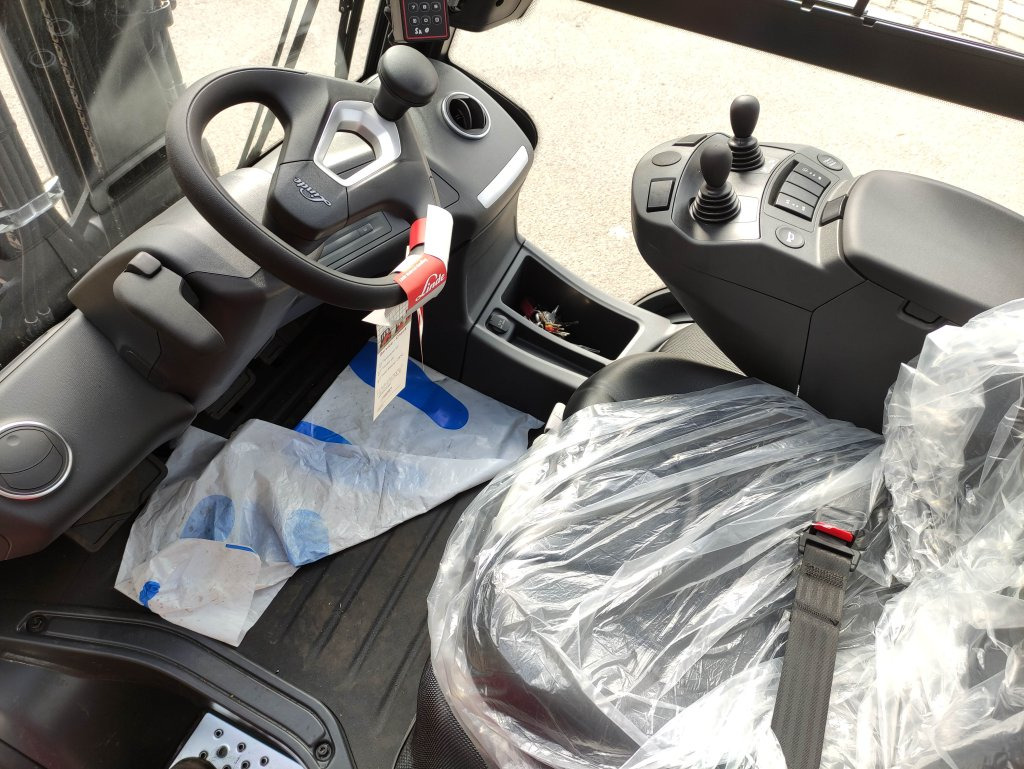 Linde H30D-01-1202 - Dieselový vysokozdvižný vozík: obrázek 5 Linde H30D-01-1202 - Dieselový vysokozdvižný vozík: obrázek 5