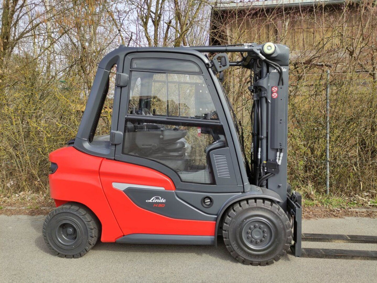 Linde H30D-01-1202 - Dieselový vysokozdvižný vozík: obrázek 3 Linde H30D-01-1202 - Dieselový vysokozdvižný vozík: obrázek 3
