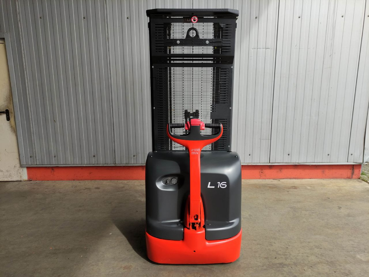 Linde L16-372 (LACK NEU) - Stohovací vozík: obrázek 4 Linde L16-372 (LACK NEU) - Stohovací vozík: obrázek 4