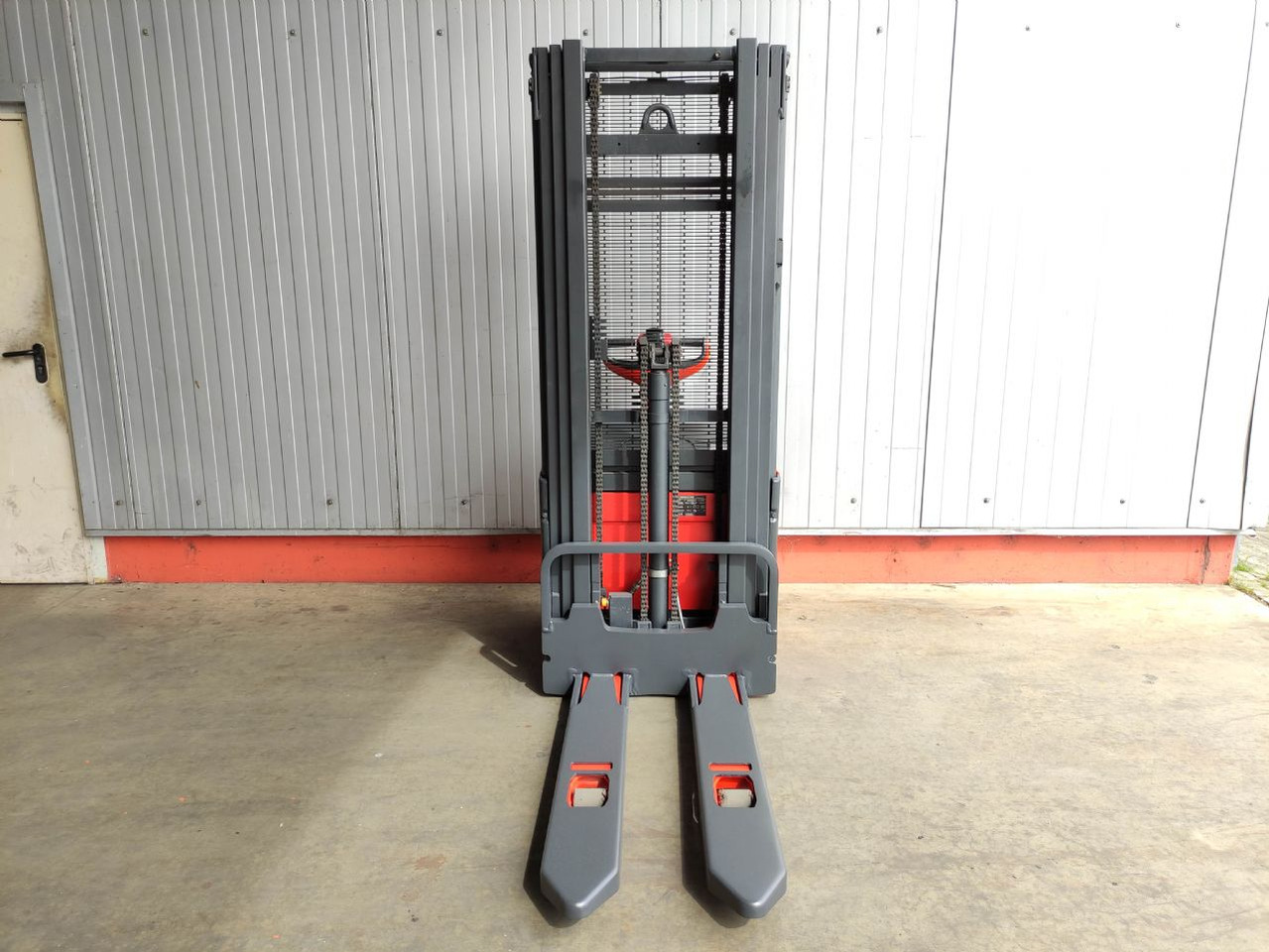 Linde L16-372 (LACK NEU) - Stohovací vozík: obrázek 3 Linde L16-372 (LACK NEU) - Stohovací vozík: obrázek 3