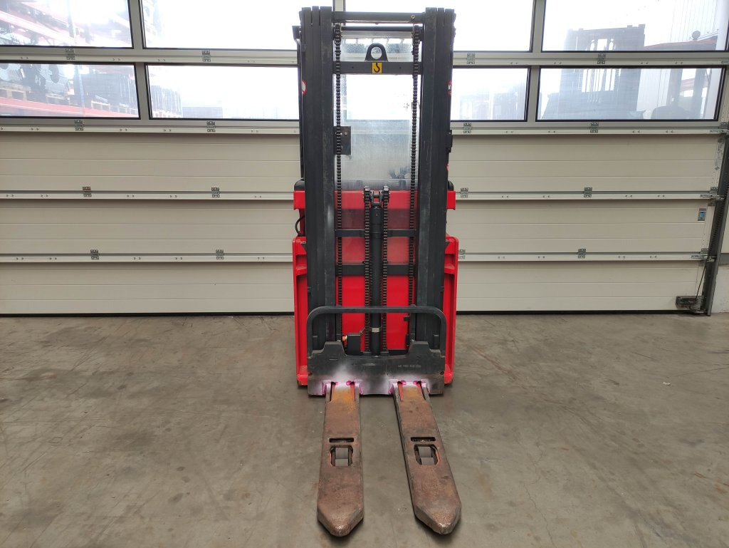 Linde L16R - Retrak: obrázek 3 Linde L16R - Retrak: obrázek 3