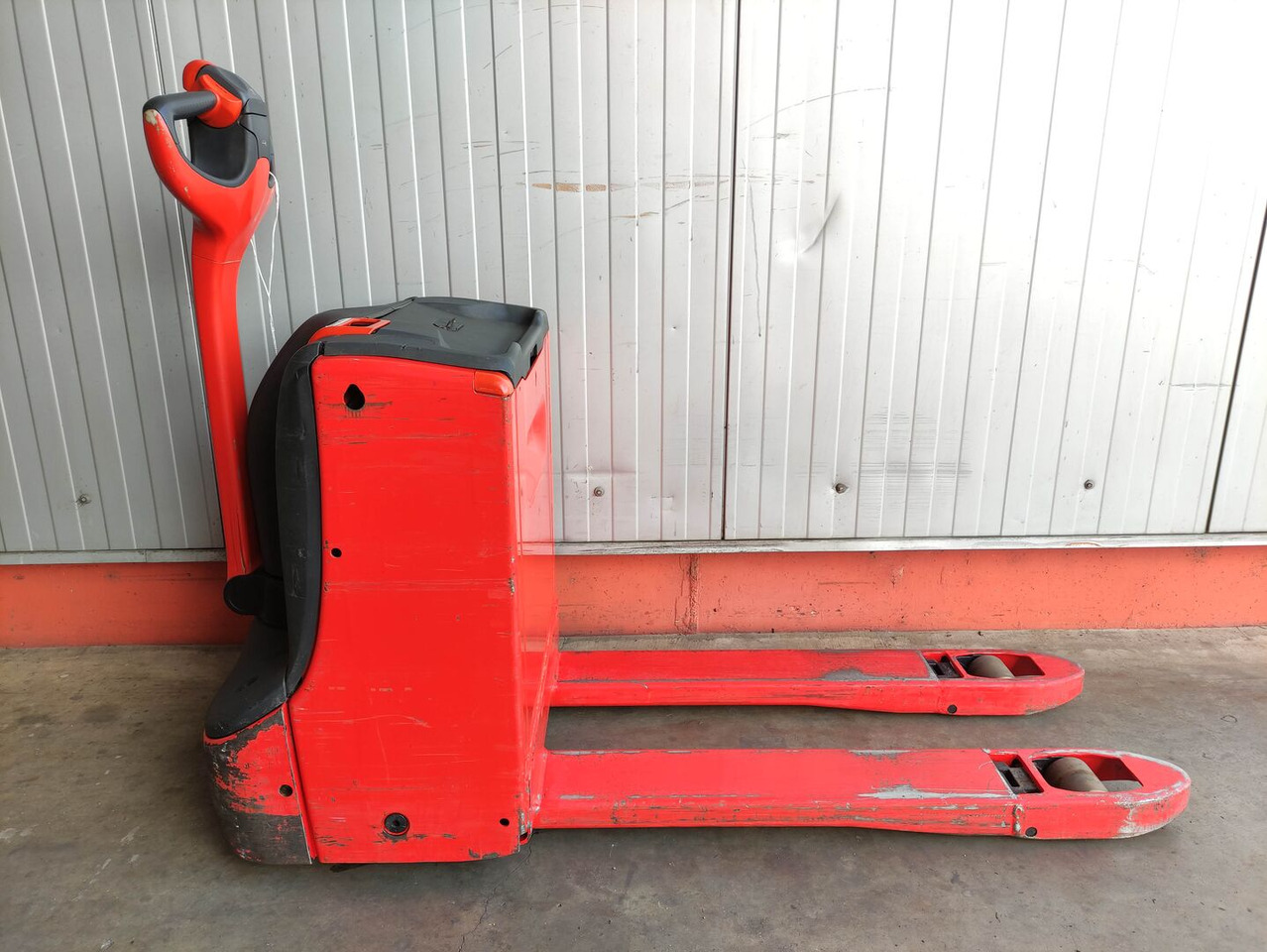 Linde T16-1152 - Paletový vozík: obrázek 2 Linde T16-1152 - Paletový vozík: obrázek 2
