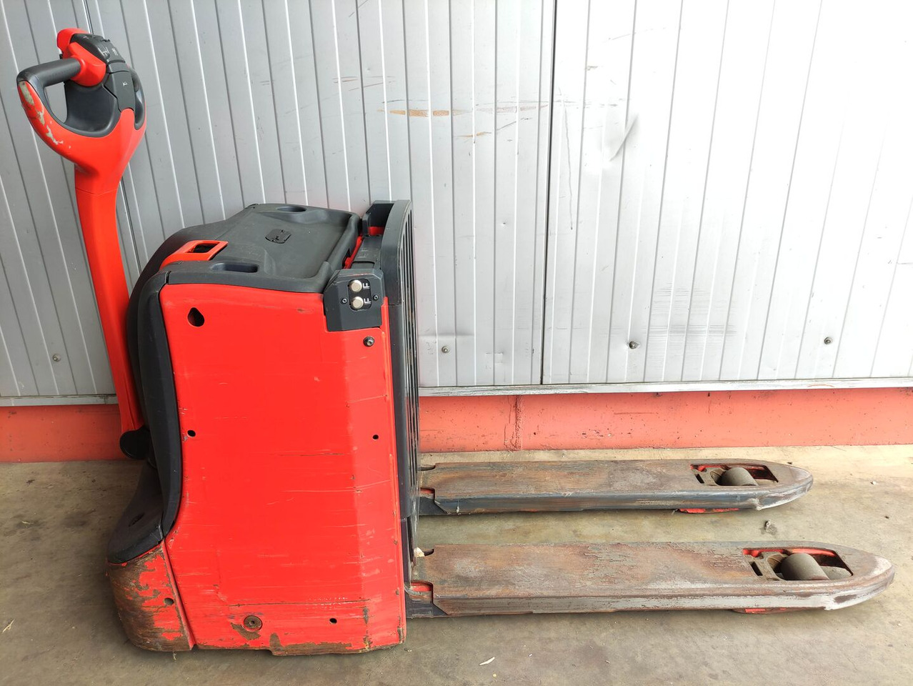 Linde T16L-1152 - Paletový vozík: obrázek 2 Linde T16L-1152 - Paletový vozík: obrázek 2