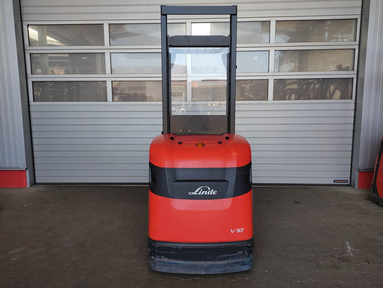Linde V10-02 - Vychystávací vozík: obrázek 4 Linde V10-02 - Vychystávací vozík: obrázek 4
