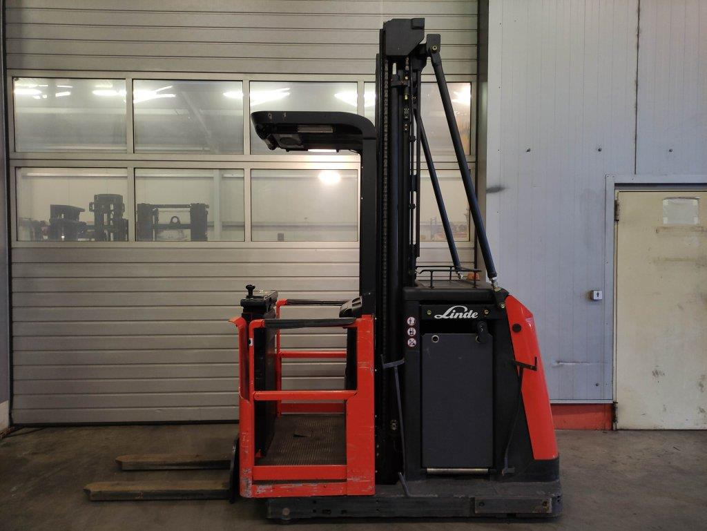Linde V11 - Vychystávací vozík: obrázek 1 Linde V11 - Vychystávací vozík: obrázek 1