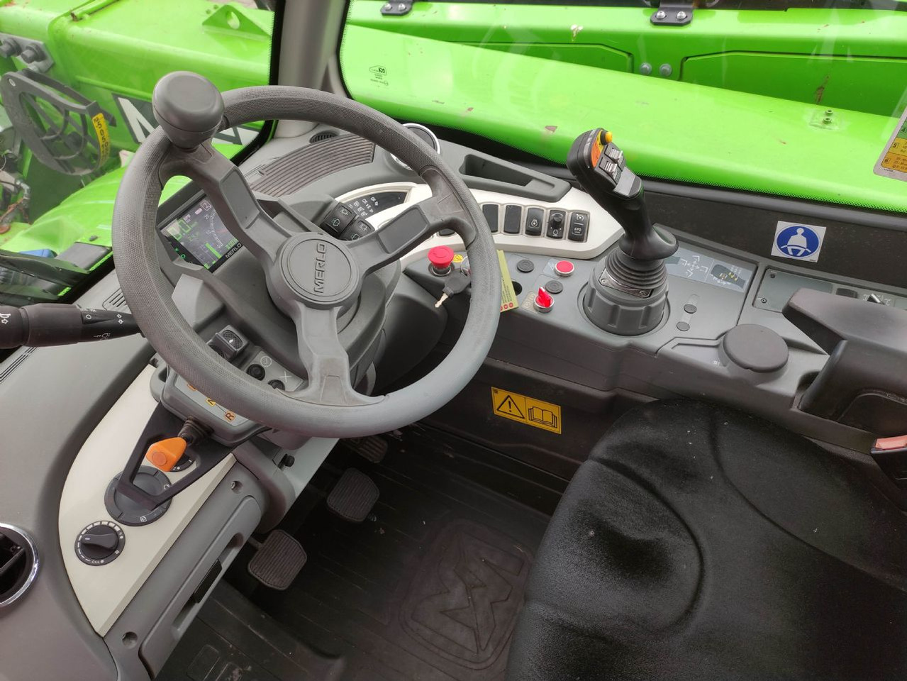 Merlo TF35.7-140 - 40 km/h - Teleskopický manipulátor: obrázek 5 Merlo TF35.7-140 - 40 km/h - Teleskopický manipulátor: obrázek 5