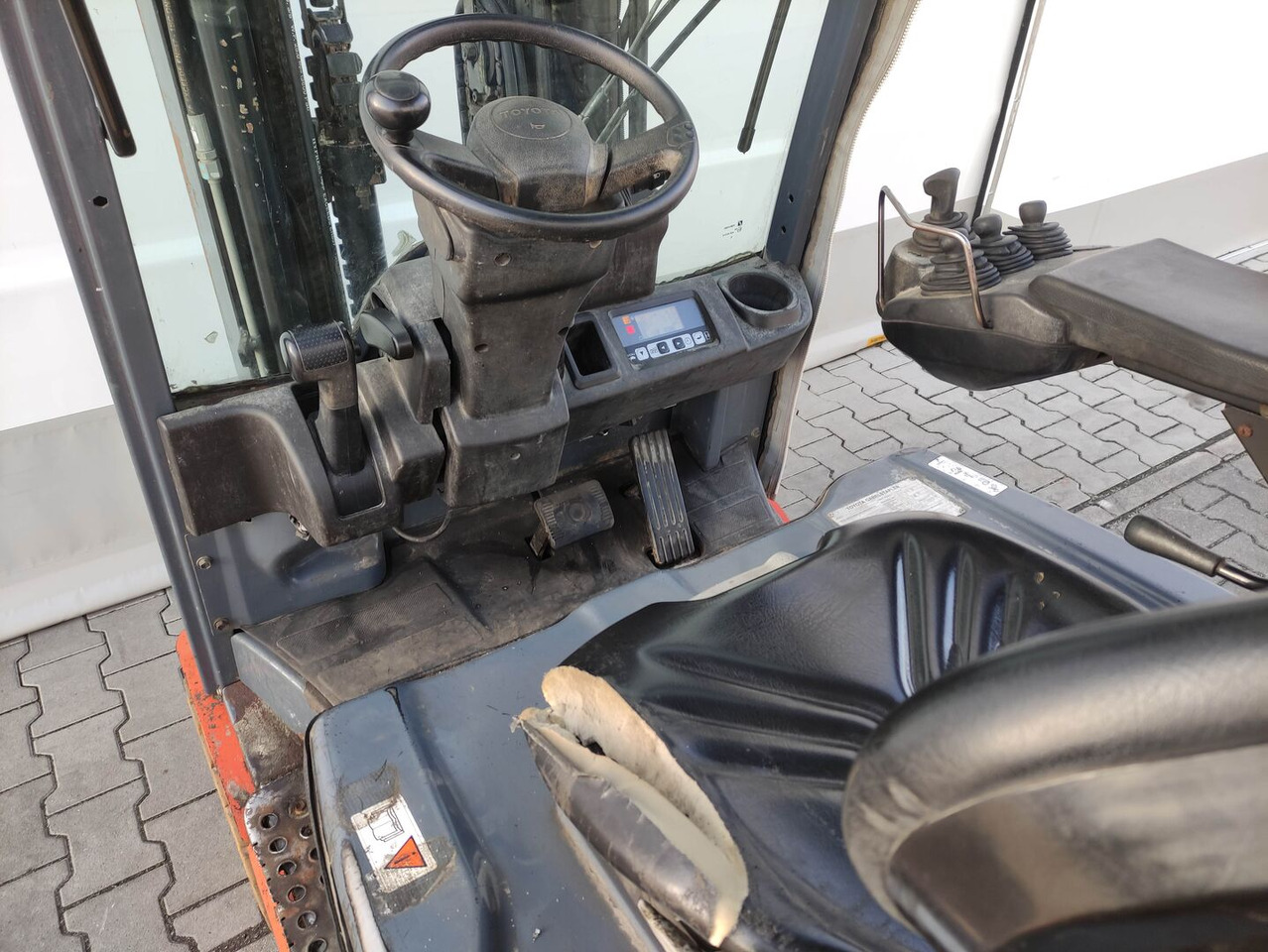 Toyota 8FBMT16 - Elektrický vysokozdvižný vozík: obrázek 5 Toyota 8FBMT16 - Elektrický vysokozdvižný vozík: obrázek 5