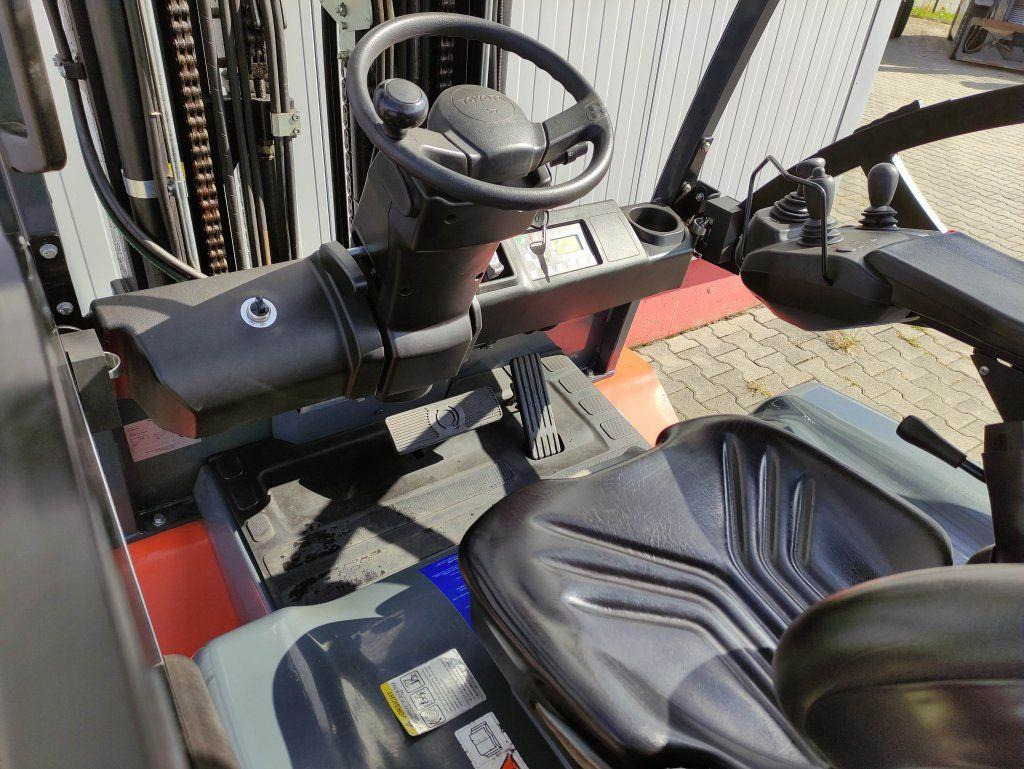 Toyota 8FBMT40 - Elektrický vysokozdvižný vozík: obrázek 5 Toyota 8FBMT40 - Elektrický vysokozdvižný vozík: obrázek 5