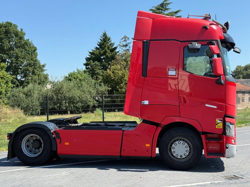 Renault T520 HIGH FULL SPOILER, STEEL/AIR, 2 TANKS, 2 BEDS, FRIGO - Tahač: obrázek 5 Renault T520 HIGH FULL SPOILER, STEEL/AIR, 2 TANKS, 2 BEDS, FRIGO - Tahač: obrázek 5