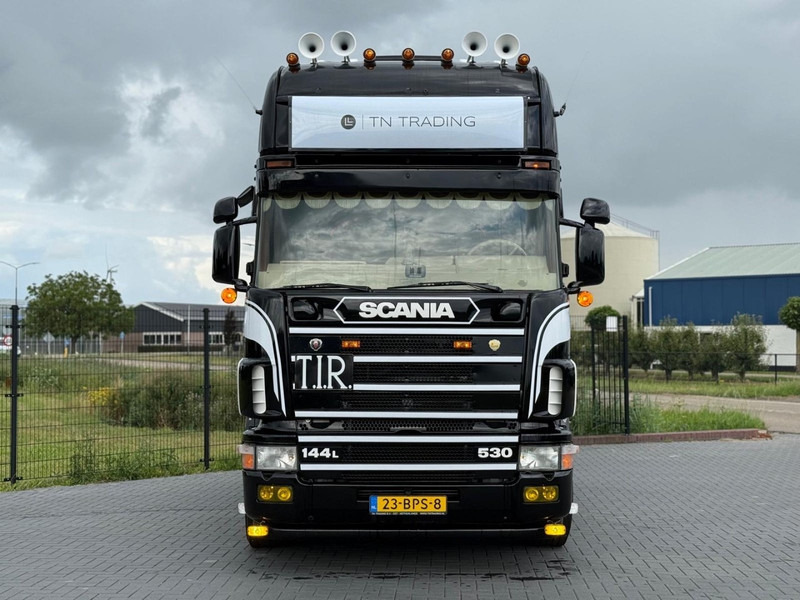 Scania R 144 530 SHOW TRUCK, INTERIEUR, OPEN UITLAAT, HOBBY, TOP. - Tahač: obrázek 3 Scania R 144 530 SHOW TRUCK, INTERIEUR, OPEN UITLAAT, HOBBY, TOP. - Tahač: obrázek 3
