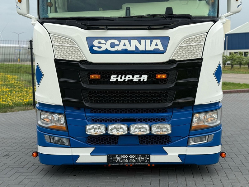 Scania R450 SHOW TRUCK, INTERIOR, STEERING, RETARDER, 570.000 KM. - Tahač: obrázek 5 Scania R450 SHOW TRUCK, INTERIOR, STEERING, RETARDER, 570.000 KM. - Tahač: obrázek 5