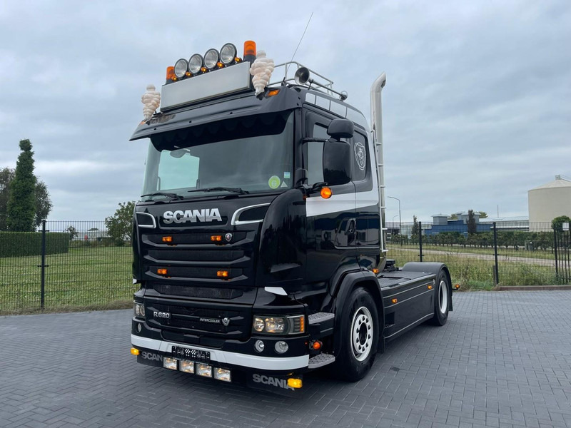 Scania R520 SHOW TRUCK, RETARDER, LEATHER SEATS, MANUEL! - Tahač: obrázek 2 Scania R520 SHOW TRUCK, RETARDER, LEATHER SEATS, MANUEL! - Tahač: obrázek 2