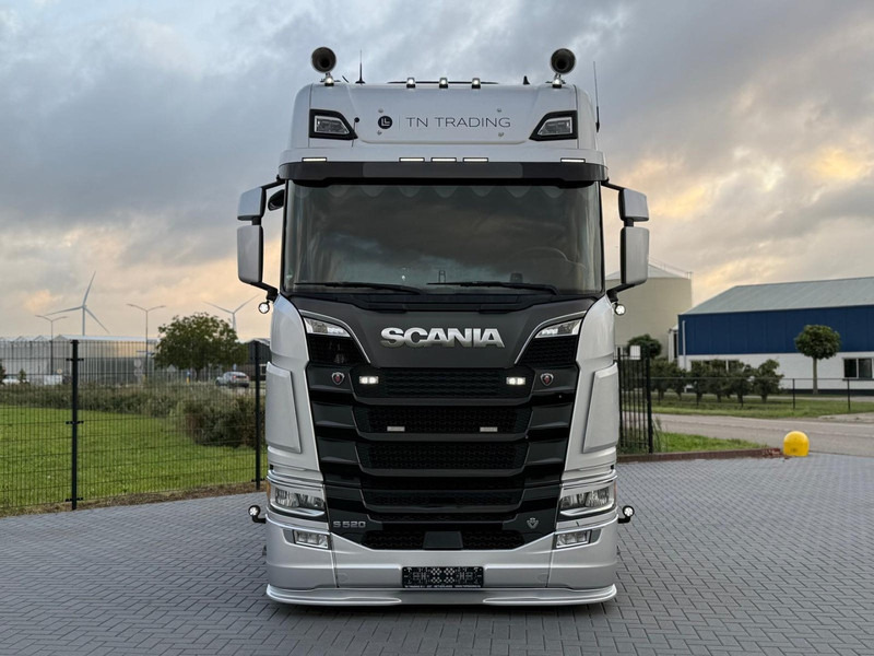 Scania S520 V8 NGS TOPAUTO, SHOW INTERIEUR, PTO, ALCOA, VOLLUCHT, RETARDER. - Tahač: obrázek 3 Scania S520 V8 NGS TOPAUTO, SHOW INTERIEUR, PTO, ALCOA, VOLLUCHT, RETARDER. - Tahač: obrázek 3
