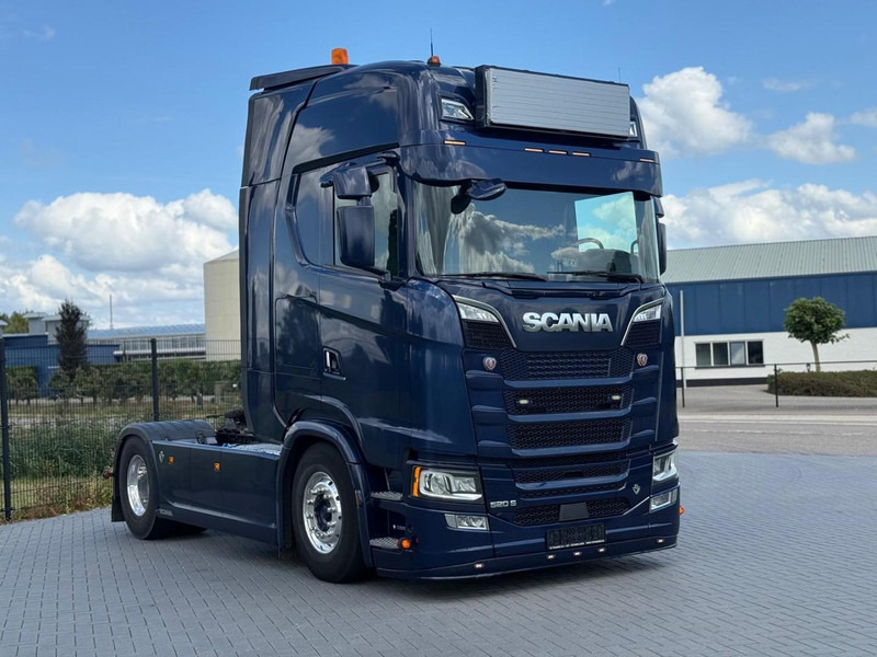 Scania S520 VOLLUCHT, ALCOA, 6 LUCHT BALGEN, LEER. - Tahač: obrázek 1 Scania S520 VOLLUCHT, ALCOA, 6 LUCHT BALGEN, LEER. - Tahač: obrázek 1