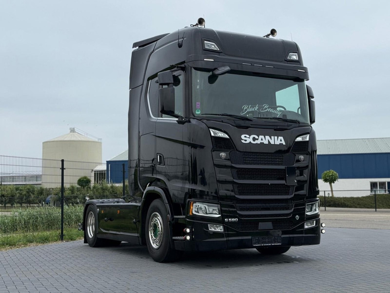 Scania S580 V8 NGS RETARDER, LEATHER, 2X TANK, TOP CONDITION! - Tahač: obrázek 1 Scania S580 V8 NGS RETARDER, LEATHER, 2X TANK, TOP CONDITION! - Tahač: obrázek 1
