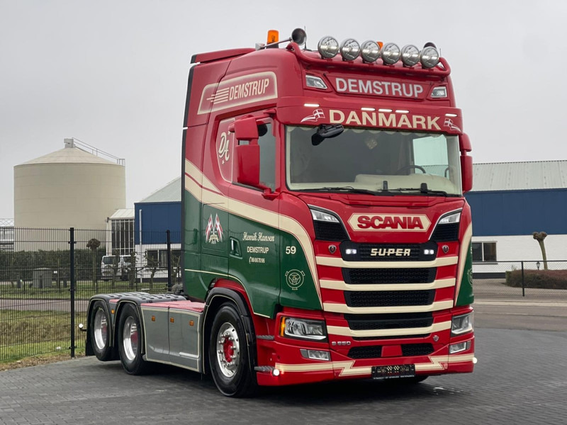 Scania S650 V8 NGS SHOW TRUCK, FULL AIR, RETARDER, PTO/HYDRAULIC! - Tahač: obrázek 1 Scania S650 V8 NGS SHOW TRUCK, FULL AIR, RETARDER, PTO/HYDRAULIC! - Tahač: obrázek 1
