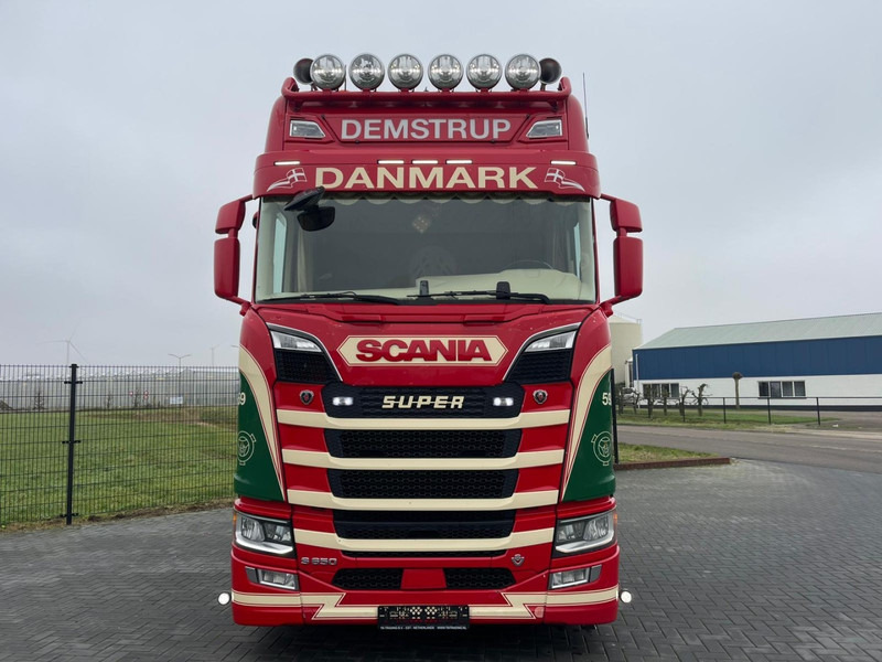 Scania S650 V8 NGS SHOW TRUCK, FULL AIR, RETARDER, PTO/HYDRAULIC! - Tahač: obrázek 3 Scania S650 V8 NGS SHOW TRUCK, FULL AIR, RETARDER, PTO/HYDRAULIC! - Tahač: obrázek 3
