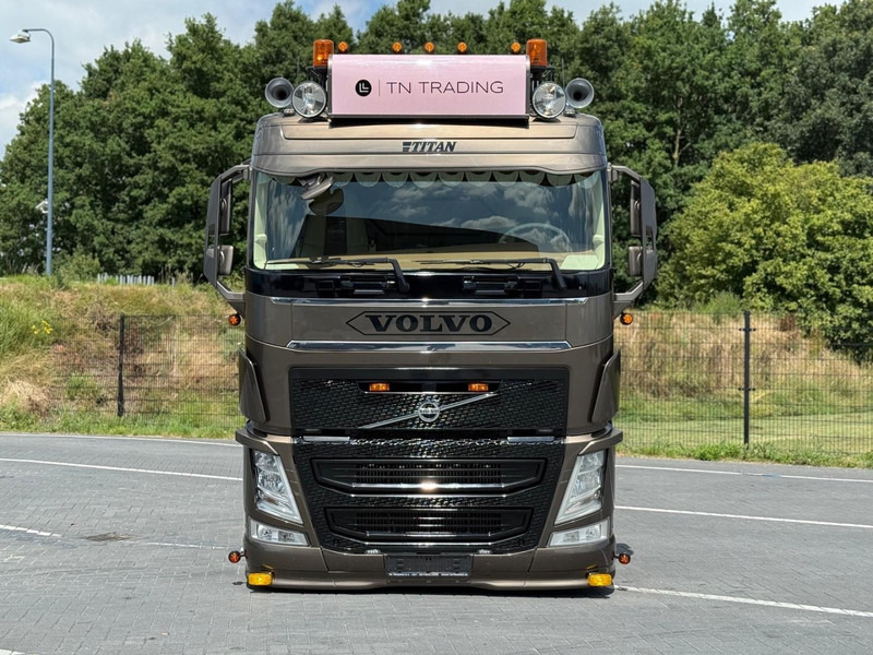 Volvo FH 13.500 SHOW TRUCK, FULL AIR, INTERIOR, TOP, HYDRAULIC. - Tahač: obrázek 2 Volvo FH 13.500 SHOW TRUCK, FULL AIR, INTERIOR, TOP, HYDRAULIC. - Tahač: obrázek 2