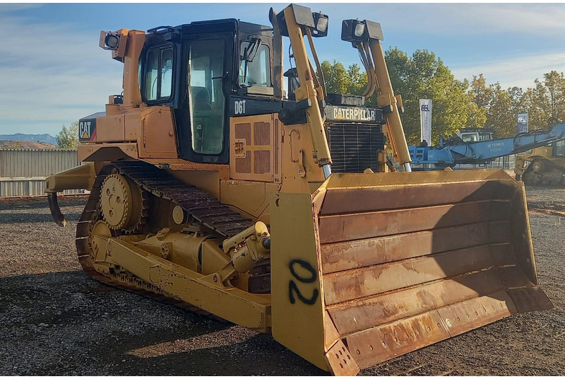 Caterpillar D6T - Buldozer: obrázek 5 Caterpillar D6T - Buldozer: obrázek 5