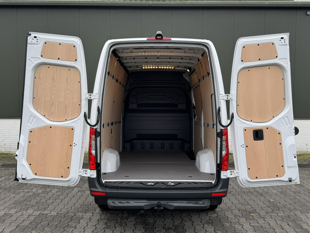 Furgon Mercedes-Benz Sprinter-317 1.9 CDI L2 9G laadruimte bekleed Leder Camera Clima M-bux media systeem DAB: obrázek 13
