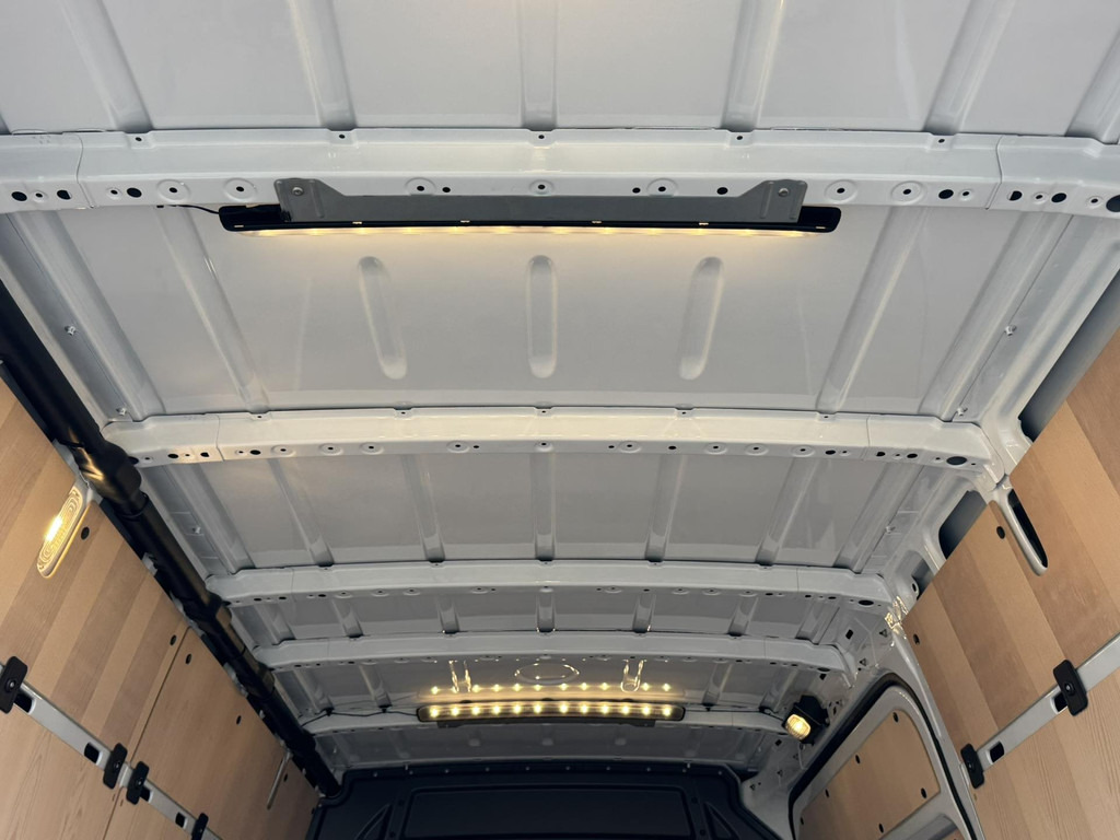 Furgon Mercedes-Benz Sprinter-317 1.9 CDI L2 9G laadruimte bekleed Leder Camera Clima M-bux media systeem DAB: obrázek 12