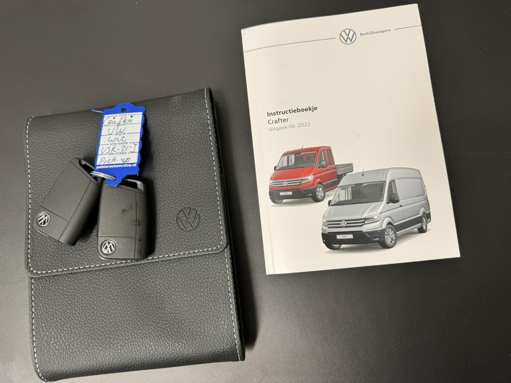 Volkswagen Crafter-35 2.0 TDI L4 DC Trendline Cruise control Automatisch airco Navigatie Apple Carplay / Android Auto - Pick-up: obrázek 3 Volkswagen Crafter-35 2.0 TDI L4 DC Trendline Cruise control Automatisch airco Navigatie Apple Carplay / Android Auto - Pick-up: obrázek 3