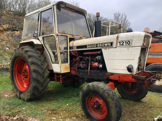 David Brown 1212 1210 990 tracteurs lot - Traktor: obrázek 1 David Brown 1212 1210 990 tracteurs lot - Traktor: obrázek 1