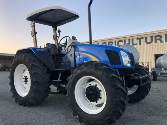 New Holland TL100A tracteur - Traktor: obrázek 1 New Holland TL100A tracteur - Traktor: obrázek 1