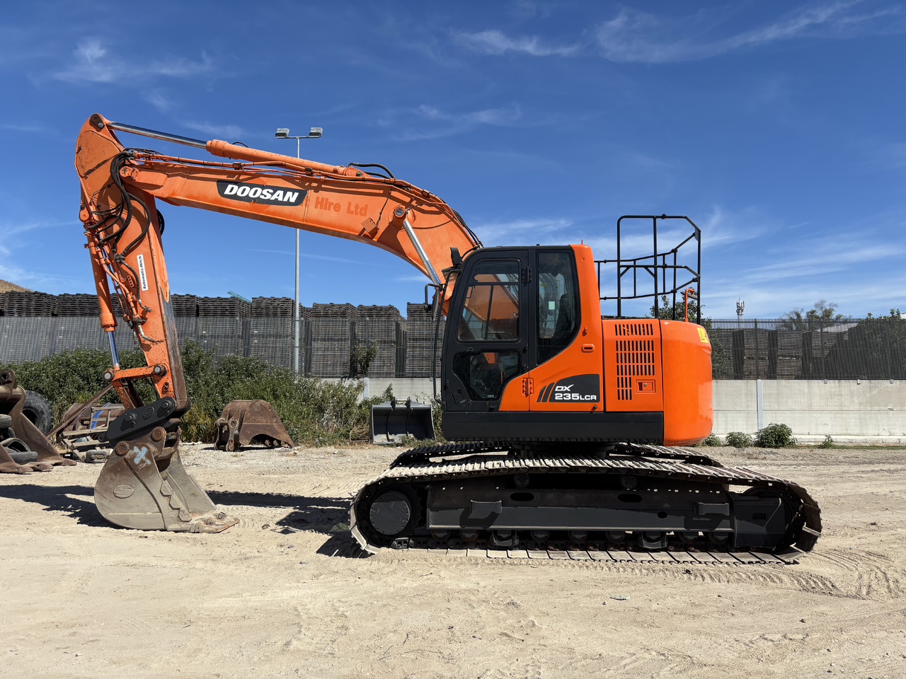 DOOSAN DX235LCR - Pásové rýpadlo: obrázek 2 DOOSAN DX235LCR - Pásové rýpadlo: obrázek 2