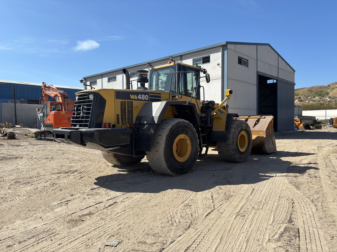 KOMATSU WA480-6 - Kolový nakladač: obrázek 5 KOMATSU WA480-6 - Kolový nakladač: obrázek 5