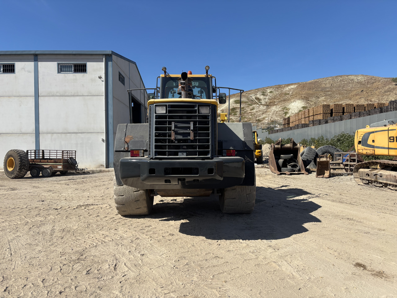 KOMATSU WA480-6 - Kolový nakladač: obrázek 4 KOMATSU WA480-6 - Kolový nakladač: obrázek 4