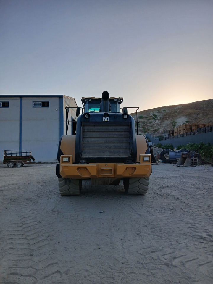 Caterpillar 966M - Stavební technika: obrázek 4 Caterpillar 966M - Stavební technika: obrázek 4