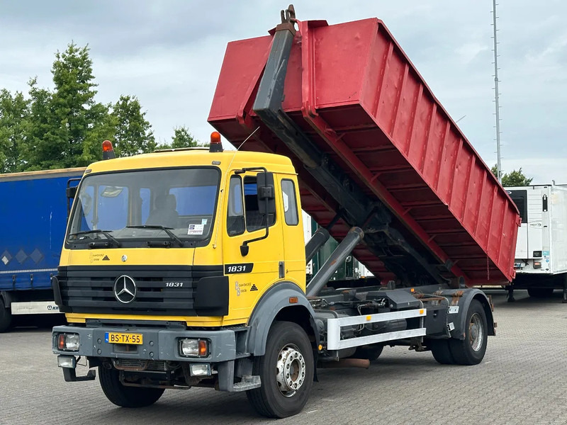 Mercedes-Benz SK 1931 4x2 Meiler Haakarm 20T Manual + Telma / Euro 1 - Hákový nosič kontejnerů: obrázek 1 Mercedes-Benz SK 1931 4x2 Meiler Haakarm 20T Manual + Telma / Euro 1 - Hákový nosič kontejnerů: obrázek 1