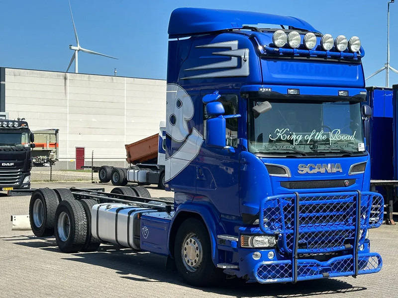 Scania R580 V8 6X2 Chassis WB 4.70mtr Retarder Topline Euro 6 - Podvozek s kabinou: obrázek 2 Scania R580 V8 6X2 Chassis WB 4.70mtr Retarder Topline Euro 6 - Podvozek s kabinou: obrázek 2