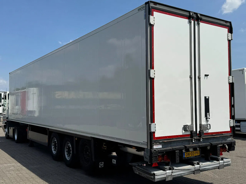 Schmitz Cargobull Carrier Vector 1550 City / OV-Laadklep / Tussenschot / Lift-as / APK 03-2026 - Chladírenský návěs: obrázek 2 Schmitz Cargobull Carrier Vector 1550 City / OV-Laadklep / Tussenschot / Lift-as / APK 03-2026 - Chladírenský návěs: obrázek 2