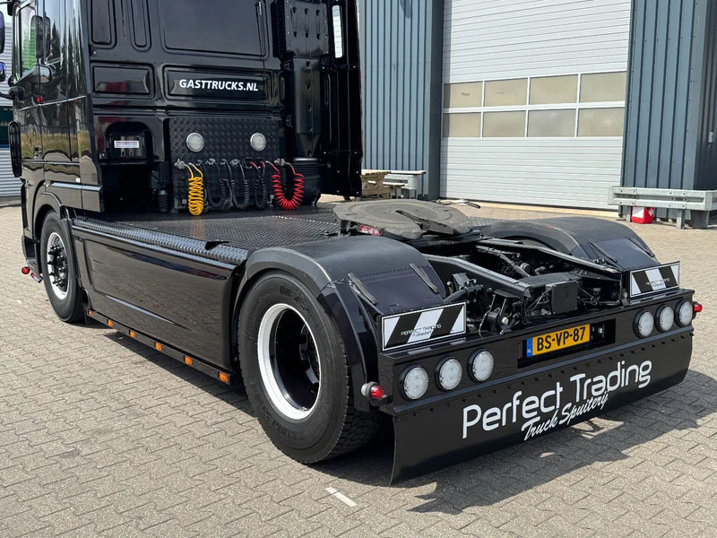 DAF XF 105.460 Super Space Cab Showtruck *TOP* - Tahač: obrázek 5 DAF XF 105.460 Super Space Cab Showtruck *TOP* - Tahač: obrázek 5