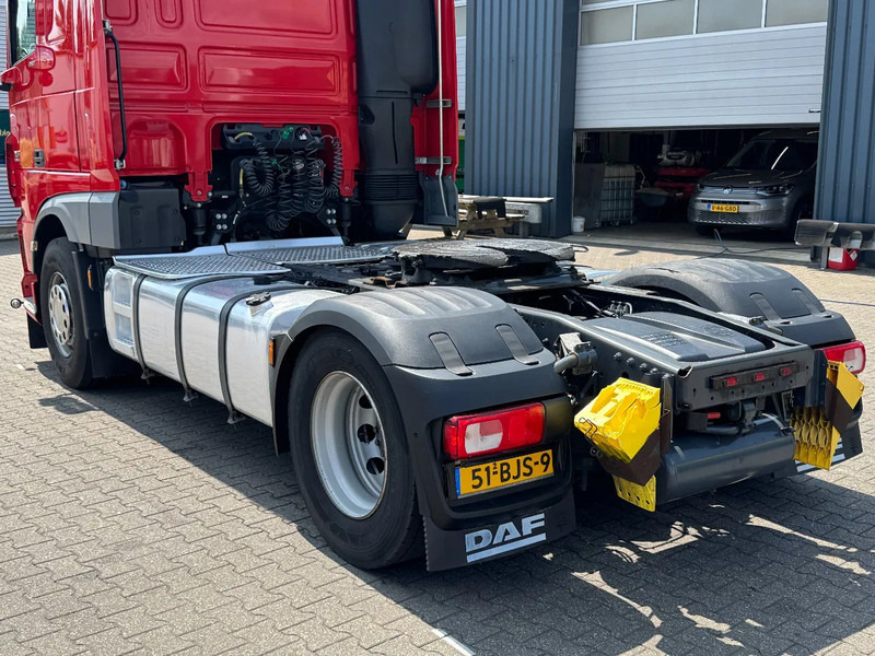 DAF XF 460 Super Space Cab 2 Tank *NL-Truck* - Tahač: obrázek 5 DAF XF 460 Super Space Cab 2 Tank *NL-Truck* - Tahač: obrázek 5