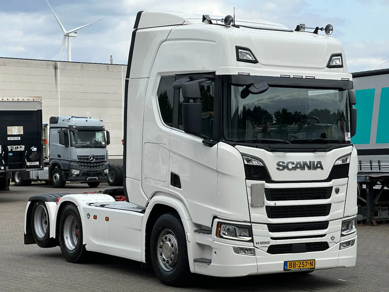 Scania R650 V8 6x2 Boogie / Retarder / 2 Tank / Full Air / Full Spoiler - Tahač: obrázek 2 Scania R650 V8 6x2 Boogie / Retarder / 2 Tank / Full Air / Full Spoiler - Tahač: obrázek 2
