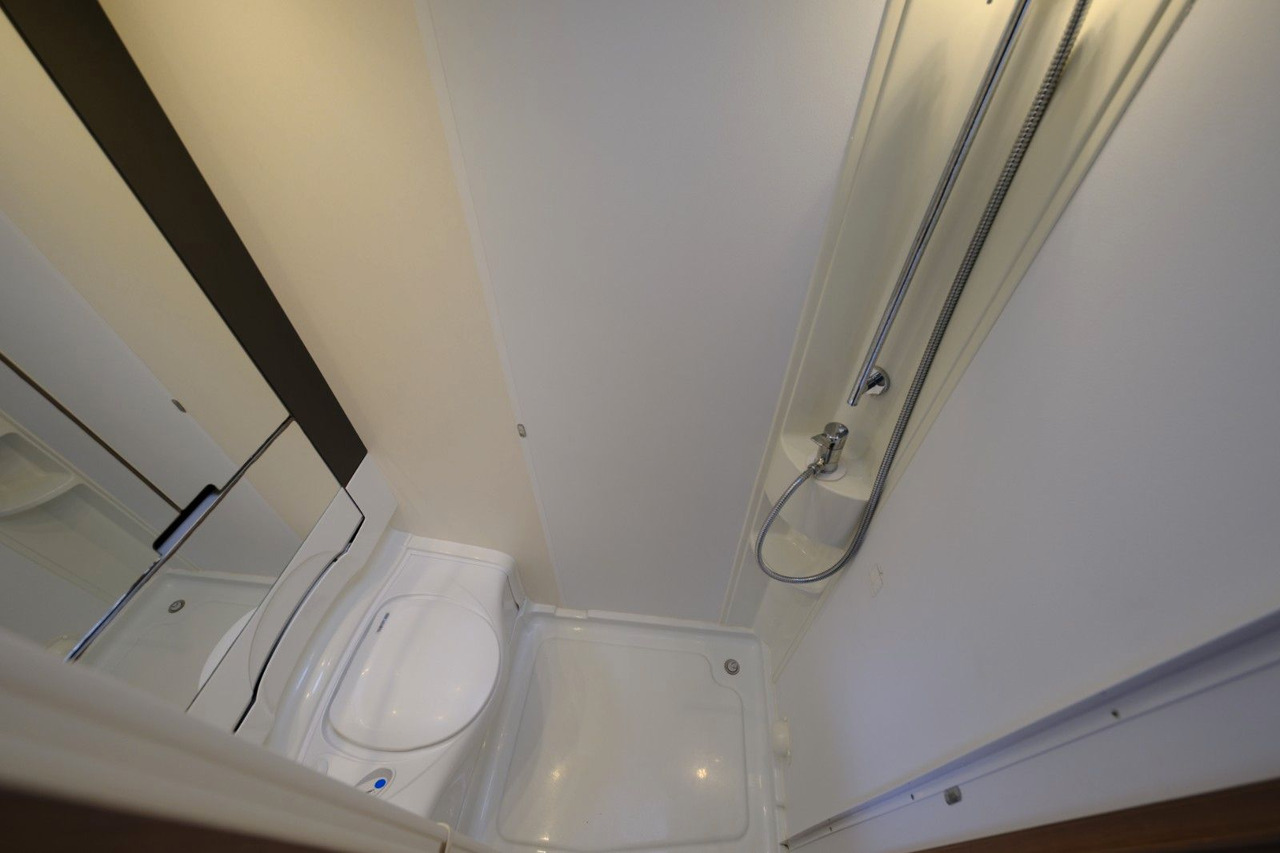 Polointegrovaný obytný vůz Adria Matrix Axess M 590 SG/Automatik/Hubbett/TOP: obrázek 14
