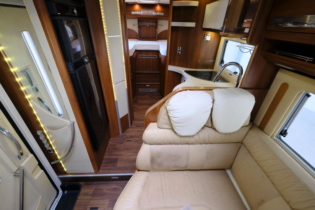 Integrovaný obytný vůz Carthago Chic E-Line  I50 LE Yachting/Einzelbetten+Hubbet: obrázek 15