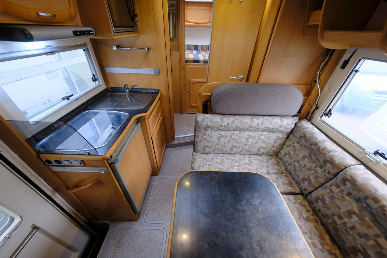 Polointegrovaný obytný vůz Frankia T 650 BD/Festbett/Garage/Solar/Markise Frankia T 650 BD/Festbett/Garage/Solar/Markise: obrázek 13
