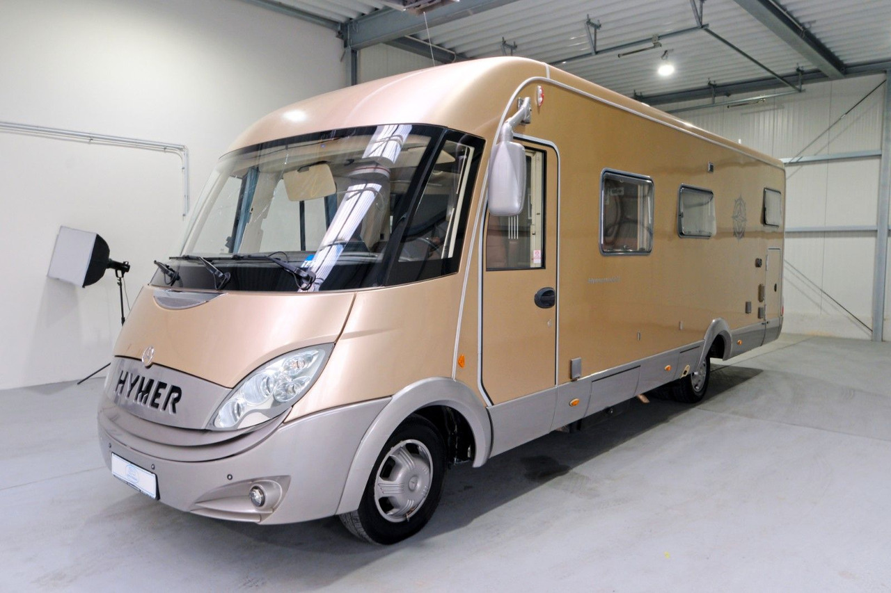 HYMER / ERIBA / HYMERCAR S 800/Automatik/Festbett+Hubbett/Klima/Solar/AHK HYMER / ERIBA / HYMERCAR S 800/Automatik/Festbett+Hubbett/Klima/Solar/AHK - Integrovaný obytný vůz: obrázek 4 HYMER / ERIBA / HYMERCAR S 800/Automatik/Festbett+Hubbett/Klima/Solar/AHK HYMER / ERIBA / HYMERCAR S 800/Automatik/Festbett+Hubbett/Klima/Solar/AHK - Integrovaný obytný vůz: obrázek 4