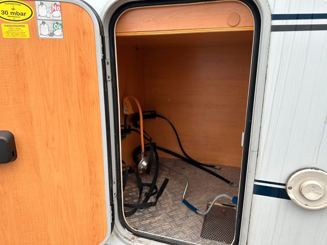 Polointegrovaný obytný vůz HYMER / ERIBA / HYMERCAR TRAMP T 572 CL/Festbett/Klima/Markise HYMER / ERIBA / HYMERCAR TRAMP T 572 CL/Festbett/Klima/Markise: obrázek 15